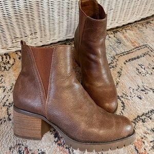 MIA Chunky Brown Boots